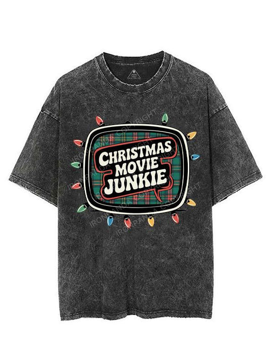 CHRISTMAS MOVIE JUNKIE VINTAGE GYM SHIRT